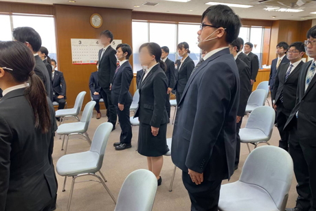 入社式